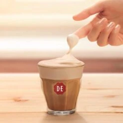 Douwe Egberts Verwenkoffie Latte Macchiato Oploskoffie - 5 X 8 Zakjes -Bekend Koffie Winkel 1200x1200 172